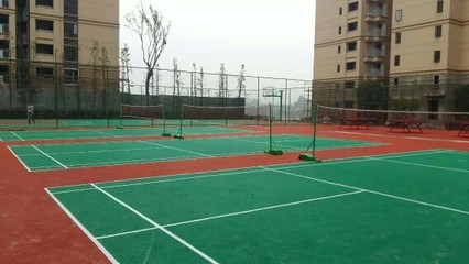 晶康公司*鋪裝塑膠跑道塑膠場地運(yùn)動地板 *施工