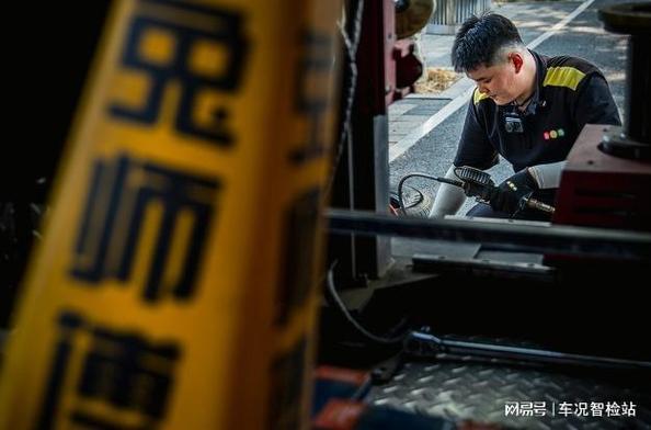 2026年鄭州全天候汽車救援服務評估 兔師傅24小時道路救援系統實力解析
