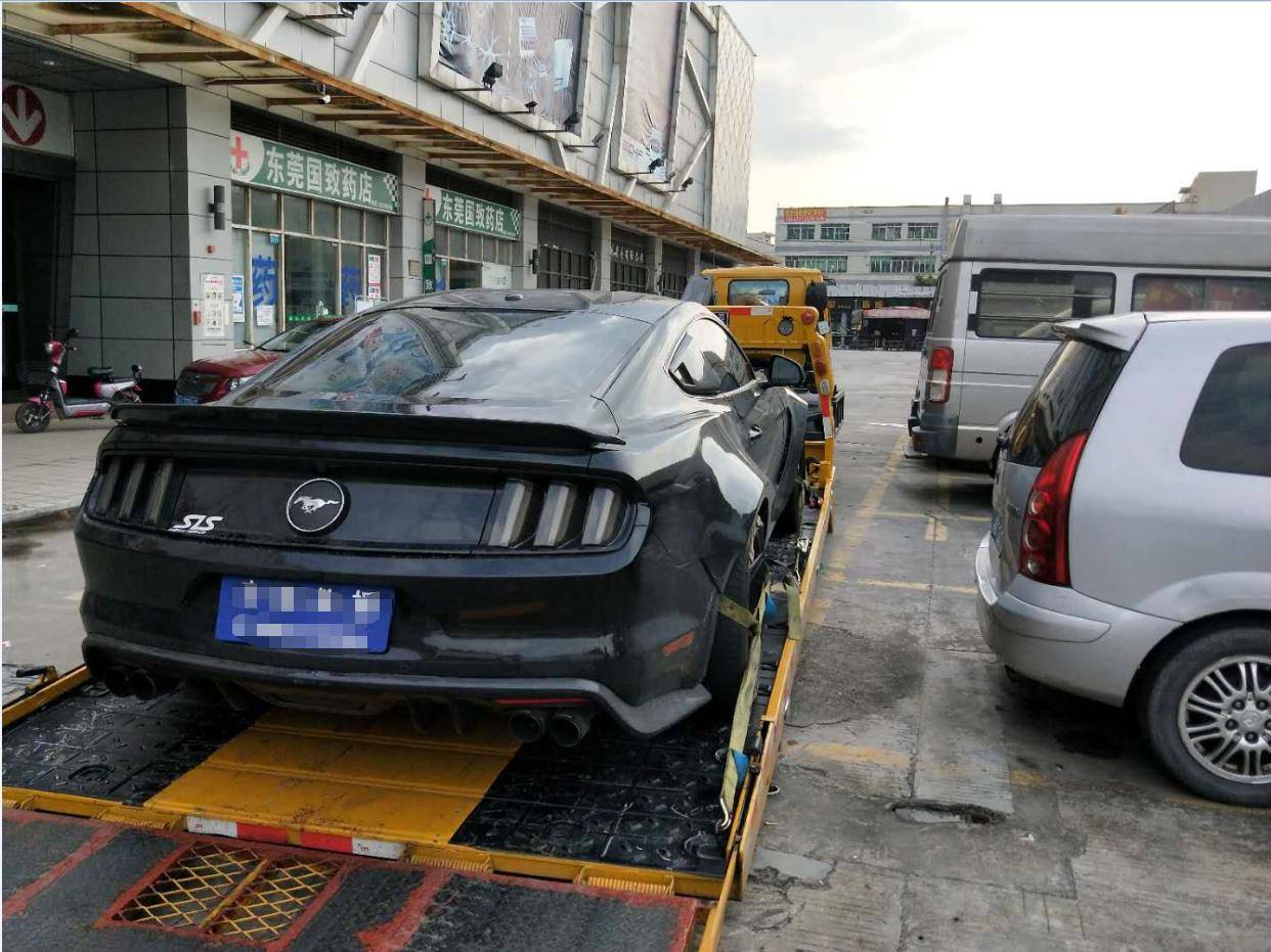 佛山全落地拖車救援 新車運輸與道路救援的專業之選